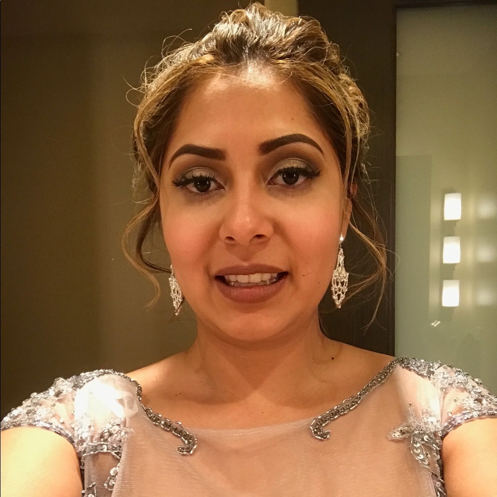 Meet your Posher, Adi